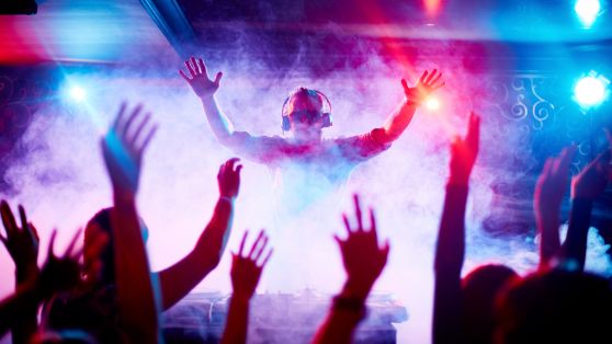 Building Trust in Your DJing Business: A Guide to Winning Customer Confidence